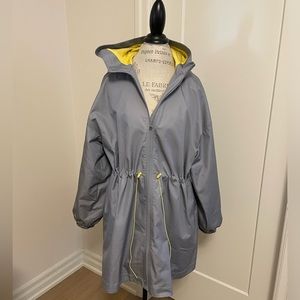 Fabletics Hooded Rain Parka. XL. Rain cloud Grey. Yellow lining.